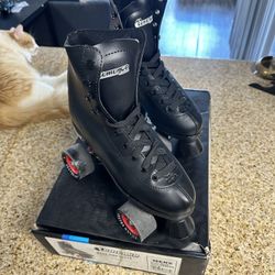 Black Chicago Skates - USED ONLY ONCE 