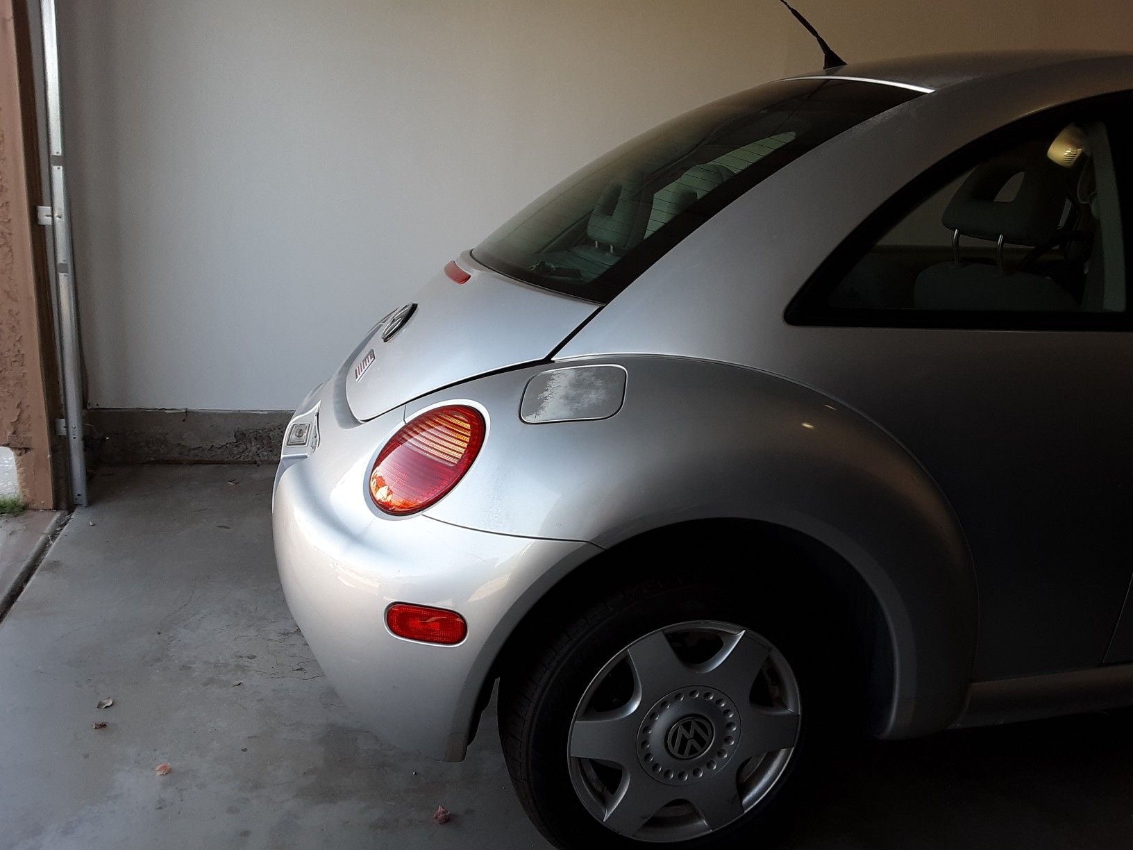 2000 Volkswagen New Beetle