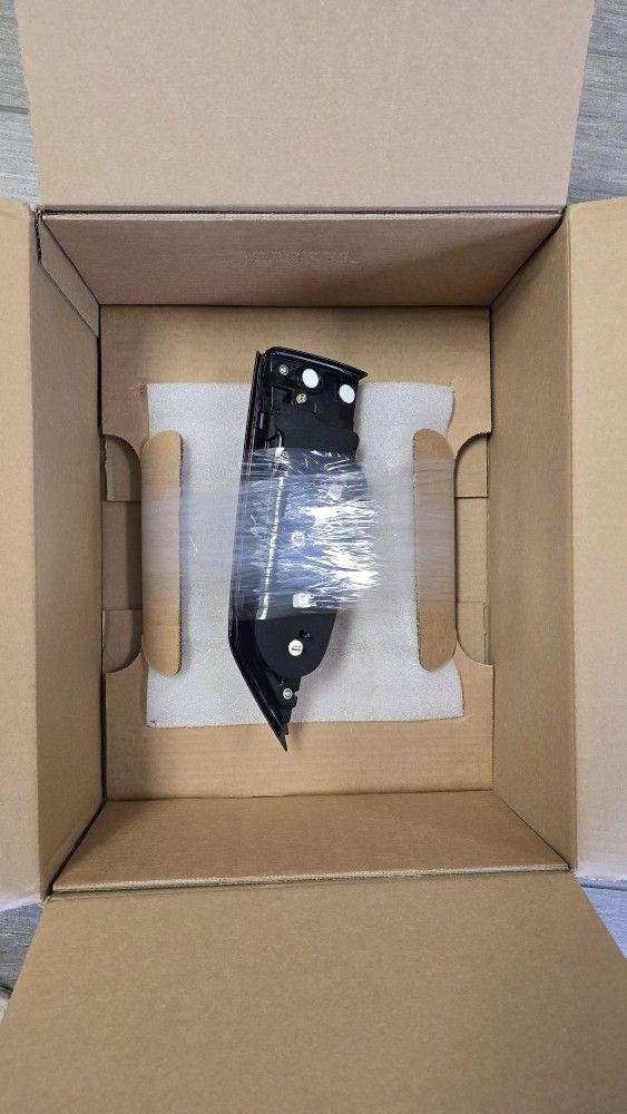 23-25 Honda CR-V Taillight