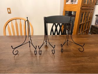 3 small easels, new