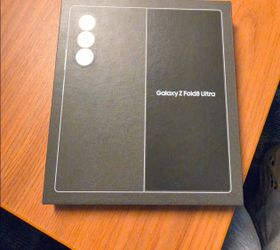 Samsung Galaxy Z Fold 8 ultra 512gb unlocked brand new sealed box