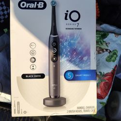 Oral B electric toothbrush