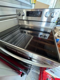 LG 30in” glass electric 5 brner range