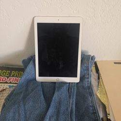 Ipad  32 Gigibites