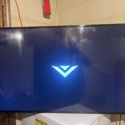 Vizio 55 Smart Tv  For Parts Or Fixing No Remote Control .