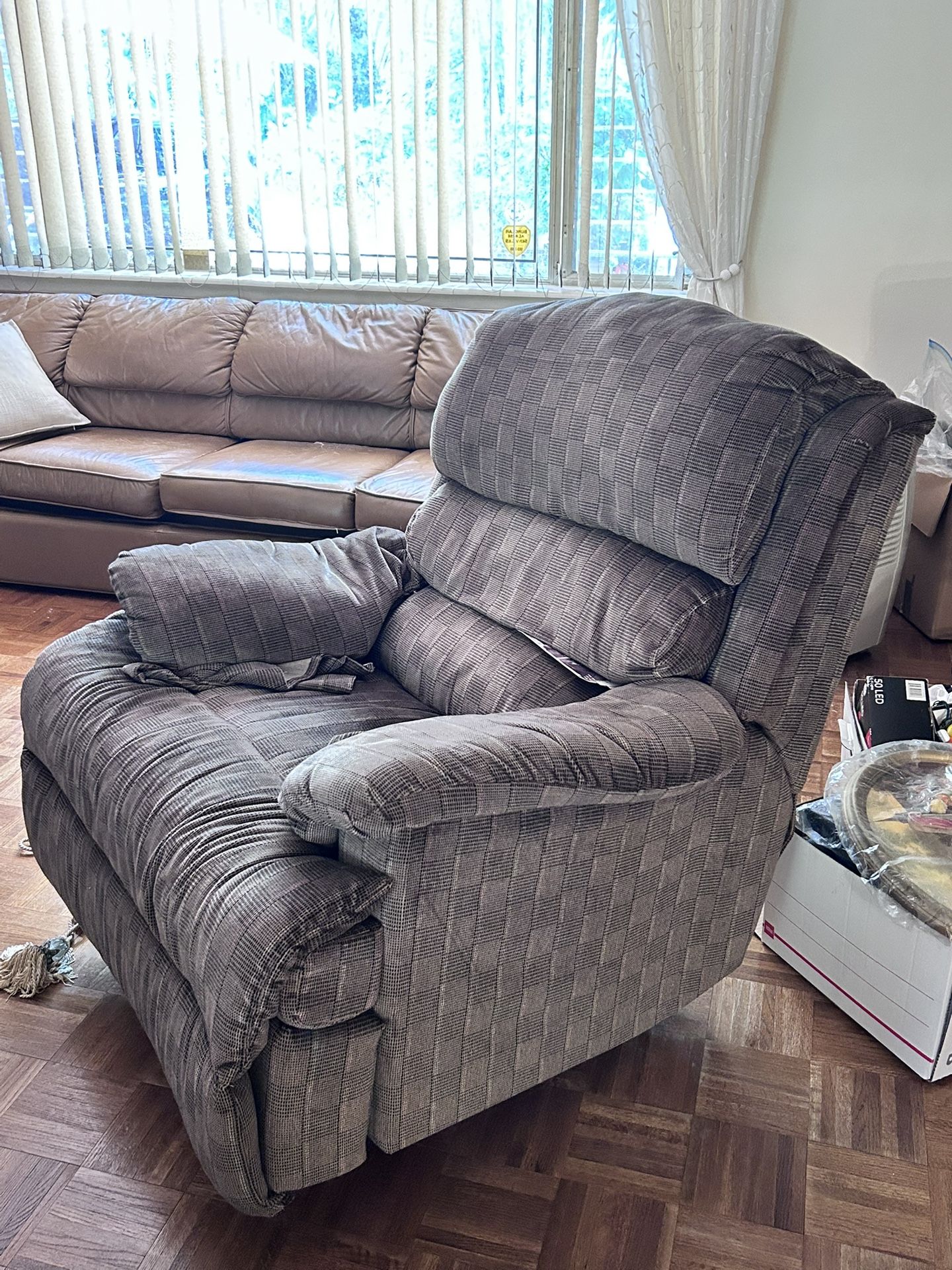 Recliner Sofa