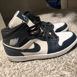 Air Jordan 1 Mid Size 13 Men