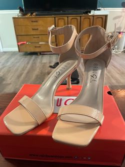 Rouge Nude Patent Ankle Strap Heels size 10