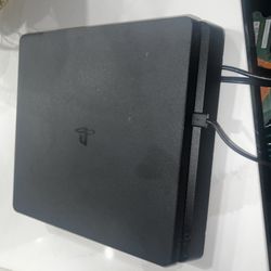 PS4 (READ DESCRIPTION FOR INFO)