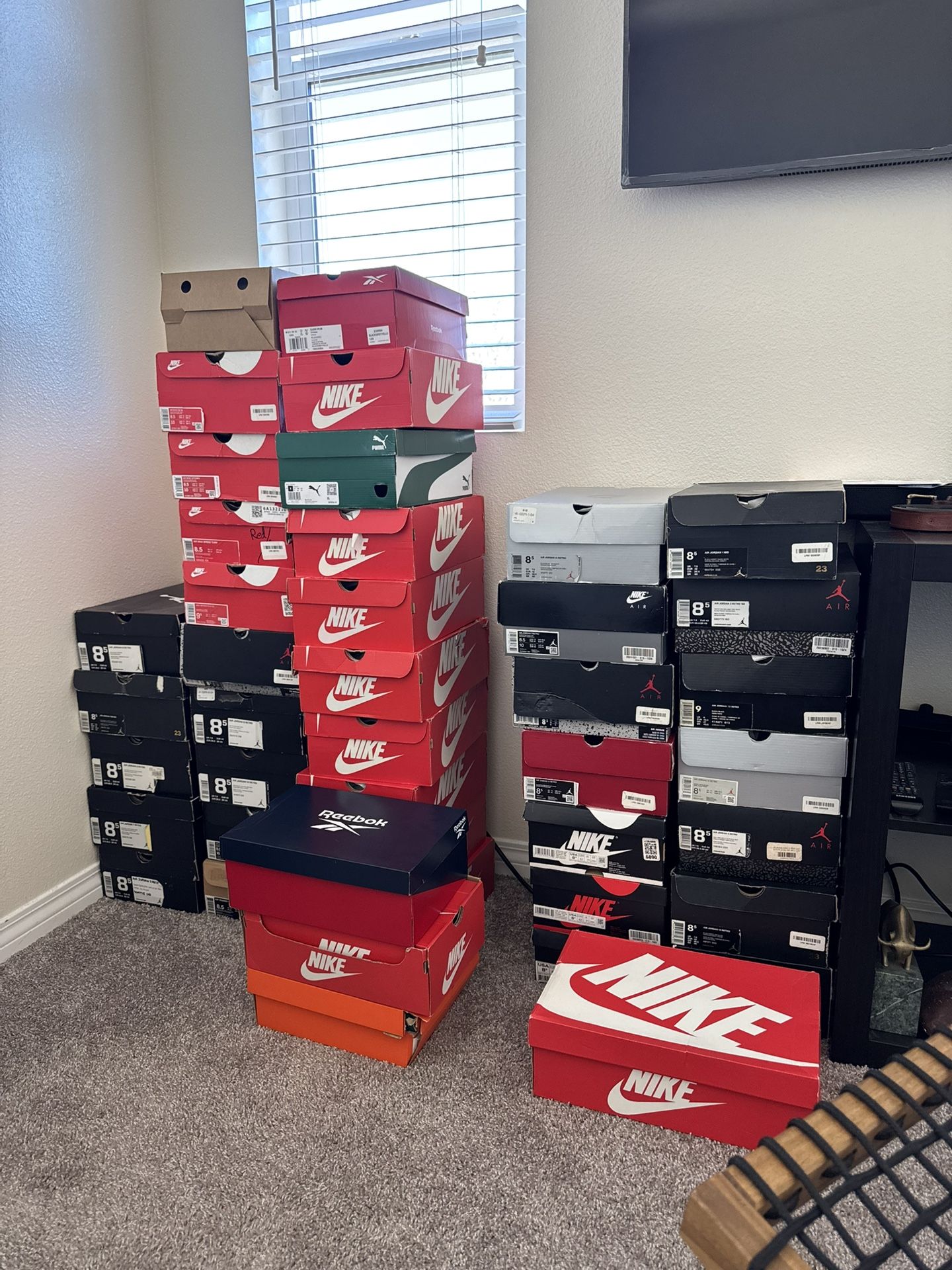 Jordan Retro VNDS Original Box 100% authentic Size: 8.5 Mens -$240 Each!!!