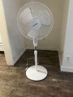 High Speed Basically New fan With Timer & 3 Speeds