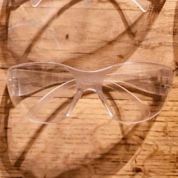 SAFETY GLASSES ALL BRAMD NEW