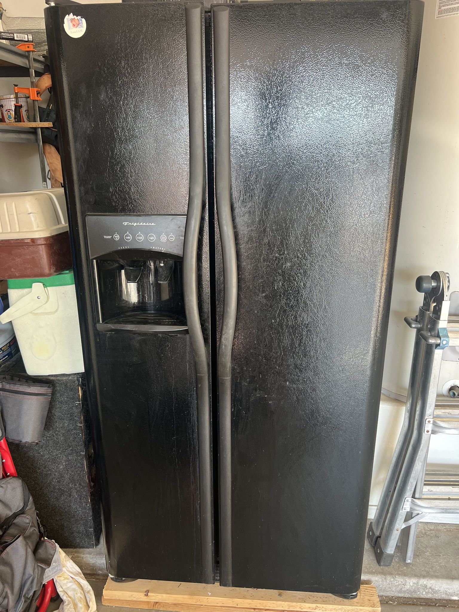 Fridge And Microwave