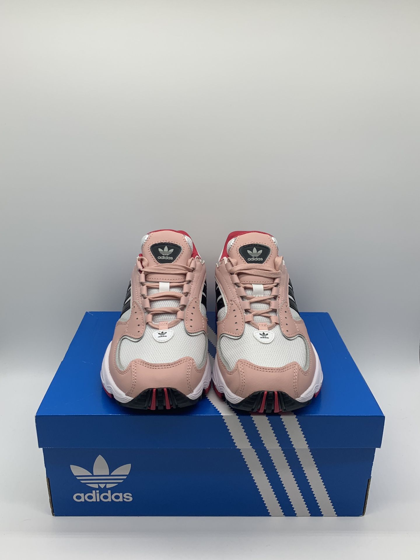 Adidas Falcon 2000 Women’s size: 6.5, 7, 7.5, 8