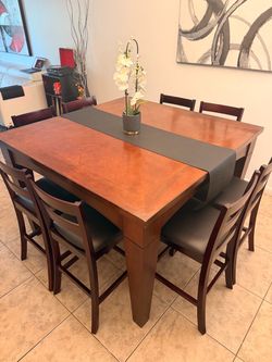 🔥 LAST DAYS – GREAT DEAL! Square Dining Table + 8 Chairs – $200