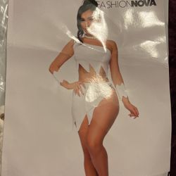 Brand New - Wilma Flintstone Size M/L