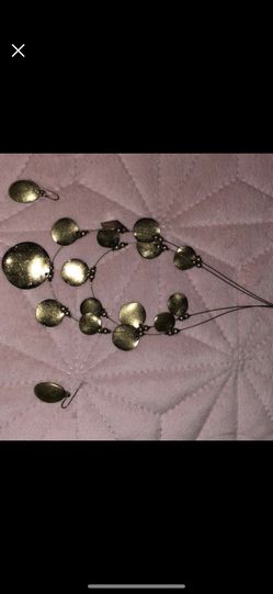 Necklace with earrings
