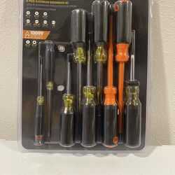 KLEIN TOOLS® 9-PIECE ELECTRICIAN SCREWDRIVER SET