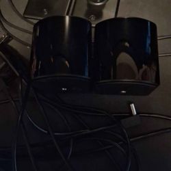 3 HTC vive 3.0 trackers & 2 valve index 2.0 base stations