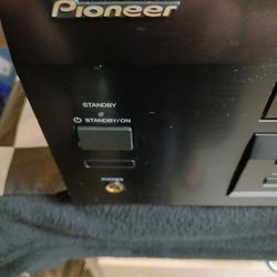 Pioneer Elite Vsx/d4115.1 Channel 100 Watt Receiver
