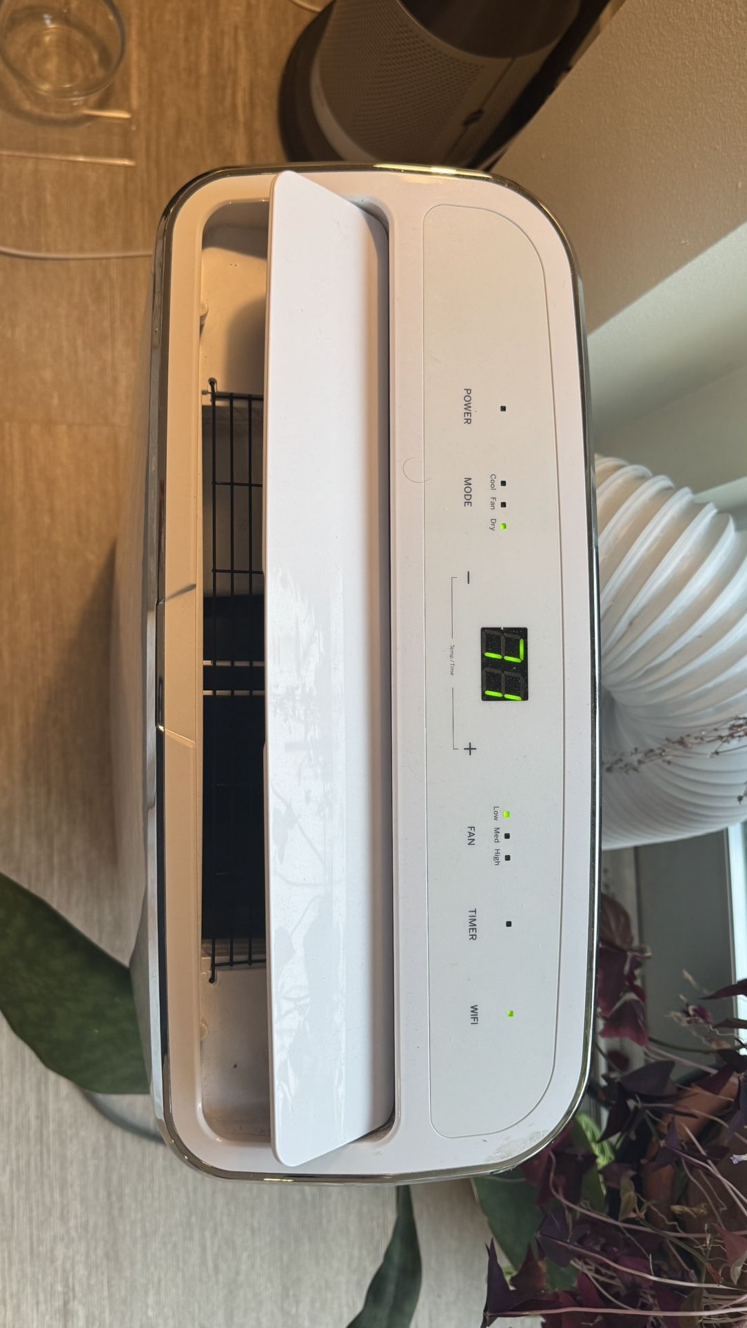 Portable GE Air Conditioner & Dehumidifier