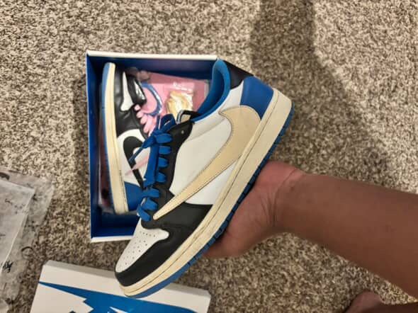 Jordan 1 Low Fragment X Travis Scott