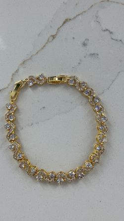 Gold White Bracelet Crystal Wrist Bracelet