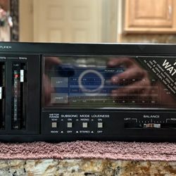 Fisher Stereo Amplifier Model CA-273