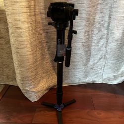 Benro Tripod A48TDS6 (Brand New)