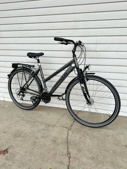Konsul Hybrid Bike