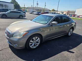 2011 infinity m37