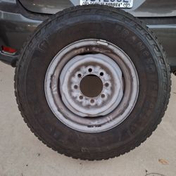 Firestone Transforce AT2 LT245/75R16 Tire with Steel Rim – Used

Picked this up real quick from a storage unit.
It’s a Firestone Transforce AT2 tire (
