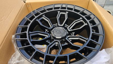 6x135 wheels  lug pattern 17x9 -12 offset Arena wheels