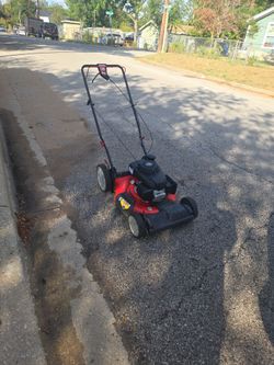 Honda Mower self Propelled runs Good.
