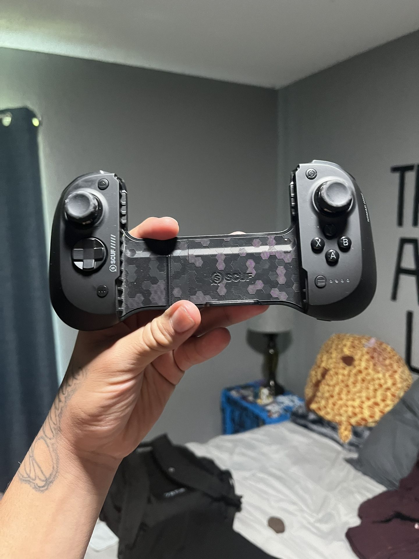 Scuff Controller