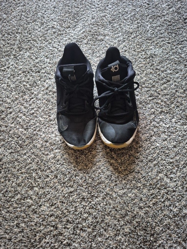 KD'S Basketball Shoes