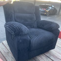 3 Pice Recliner 
