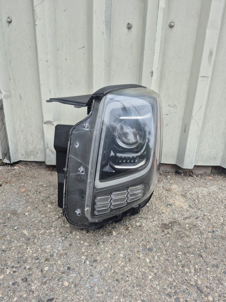 2020 2021 2022 KIA Telluride Headlight Headlamp Left Driver Side LH Original Used 