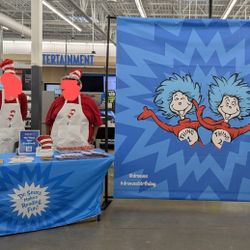 Dr. Seuss  Banner And Stand, Tablecloth, Coloring Books, Crayons