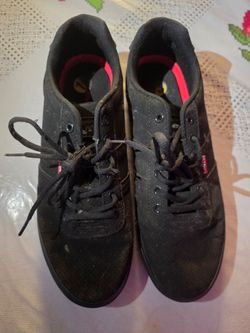 Levis shoes