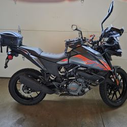 2023 KTM 390 Adventurer
