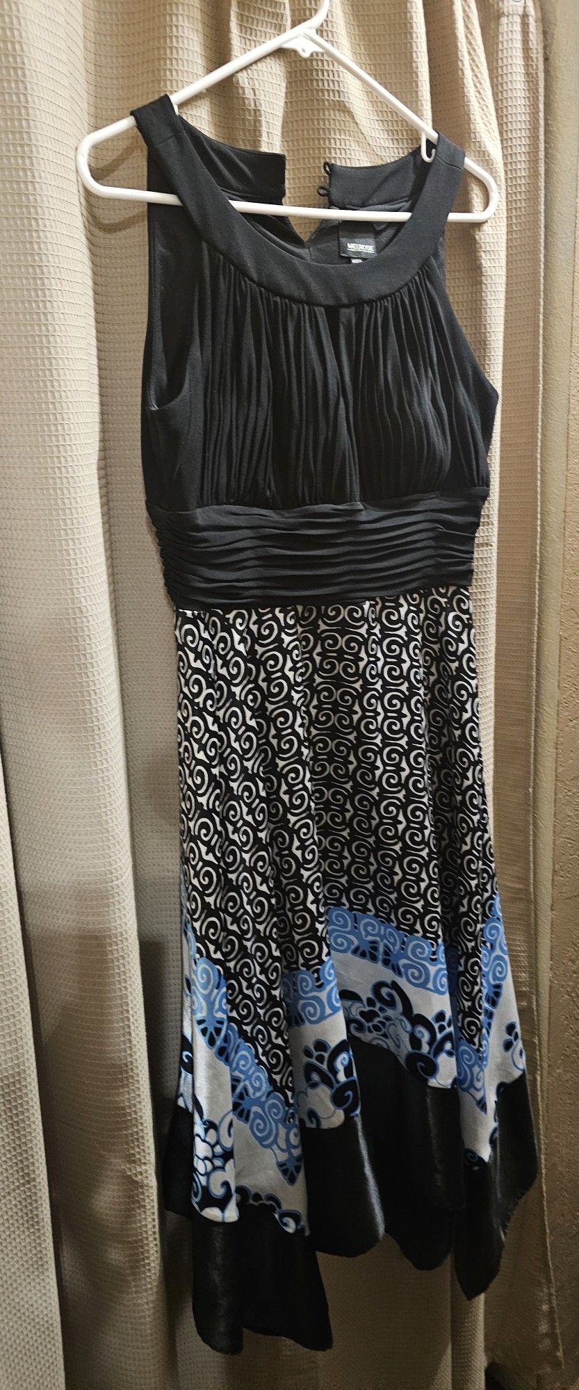 Women's Dresses - $5.00/ea - 2nd Pic