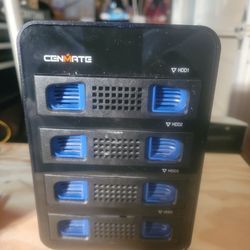 CENMATE 4 Bay Hard Drive Enclosure