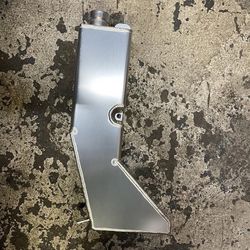 Aluminum Coolant Expansion Overflow Tank [Compatible with 86-93 FORD MUSTANG] Tanque de desbordamiento de expansión de refrigerante de aluminio
