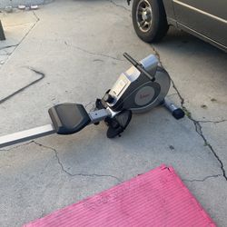 Sunny Rowing Machine 