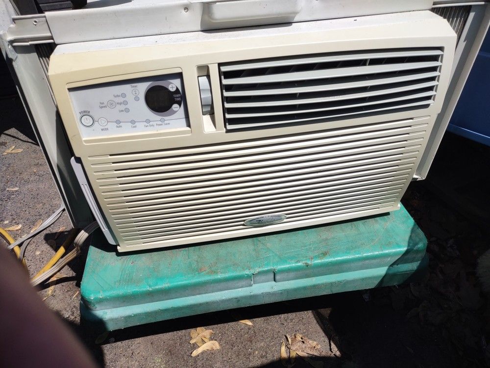 Window Air Conditioner AC 8000 BTU