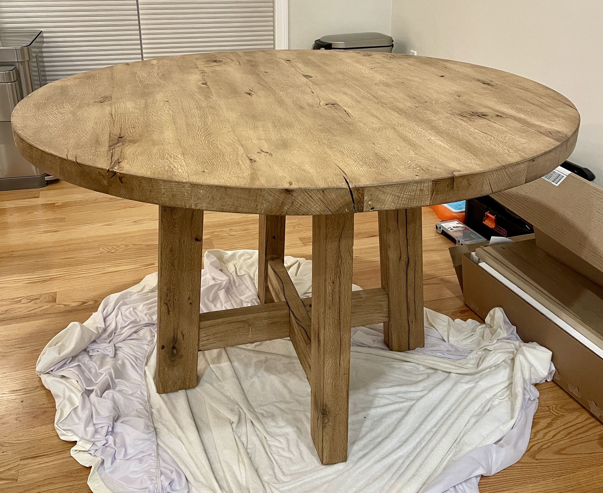 Solid Oak Round Dining Table