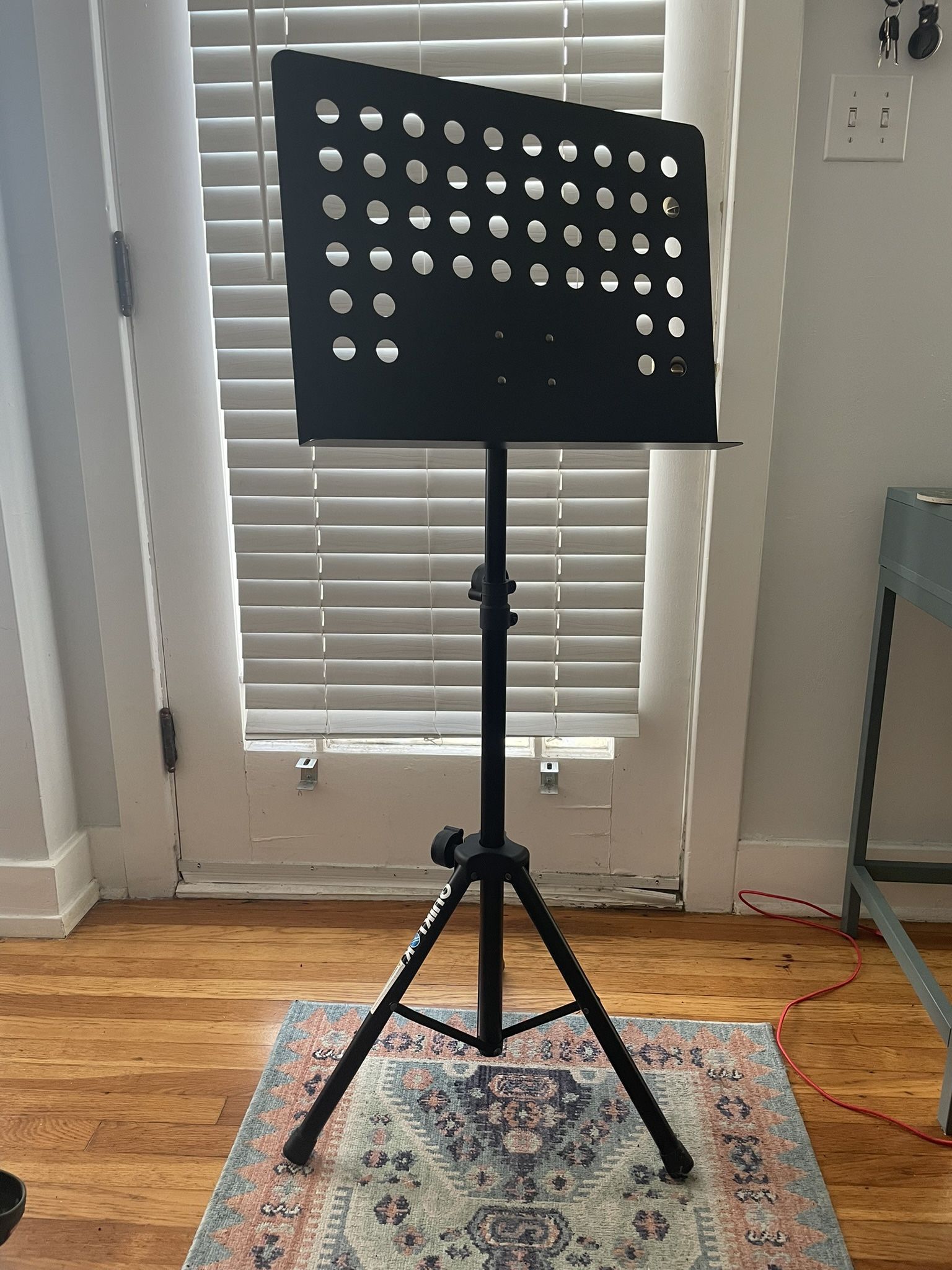 Quik Lok MS-331 Music Stand