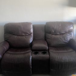 Couch*Offers Only*No Lowballs (Search India Mac For More Items)