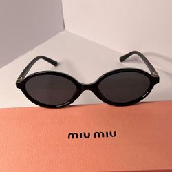 Women's Black and Brown Sunglasses